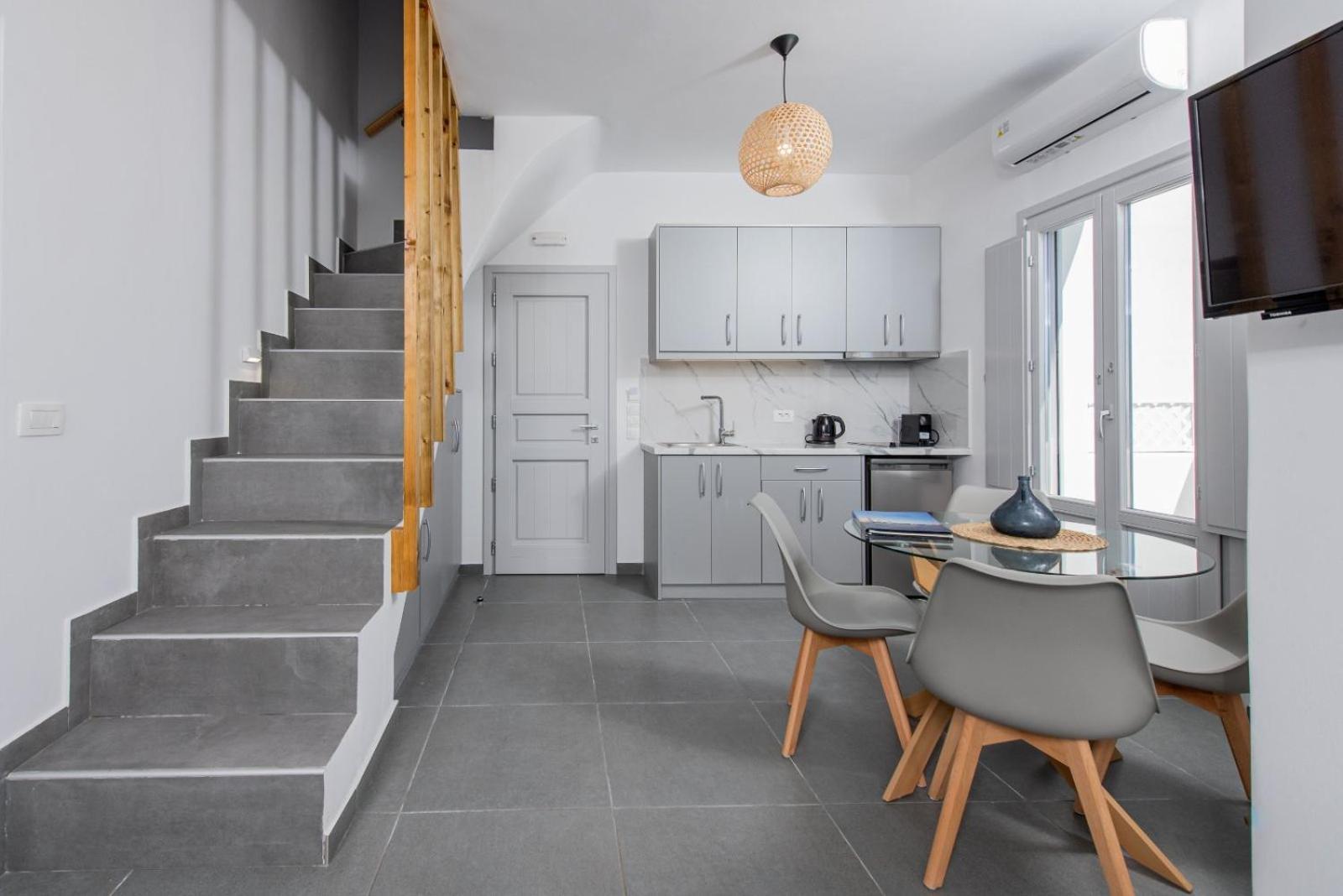 Golden View Suites Vothon Екстер'єр фото